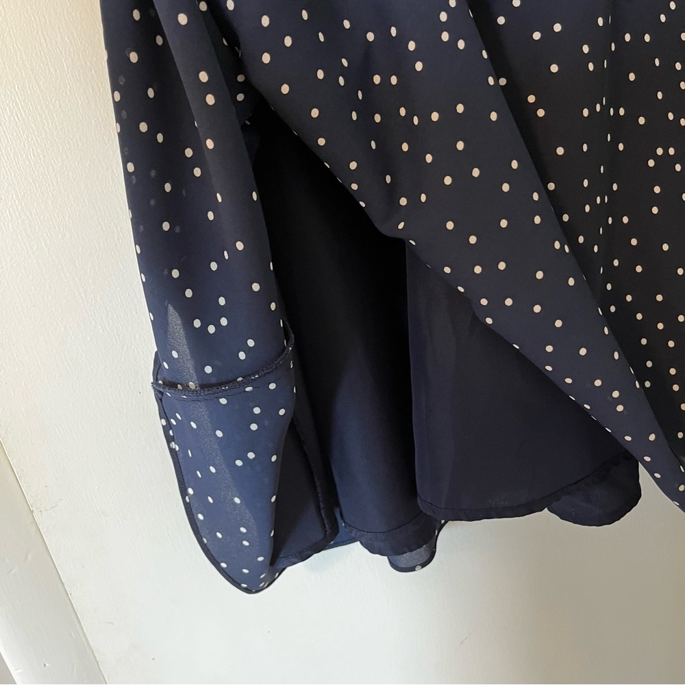 BB Dakota flutter sleeve dress - Picture 6 of 10